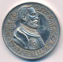 1984. "Báthori Gábor / A kállói hajdúk Böszörménybe telepítője" Ag emlékérem (43,03g/0.835/42,5mm) T:AU kis patina