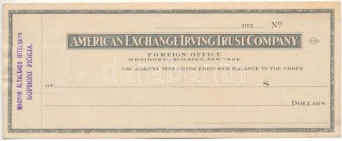 Amerikai Egyesült Államok ~1920-1929. American Exchange Irving Trust Company kitöltetlen csekkje a Magyar Általános Hitelbank Soproni fiókja bélyegzéssel, hátoldalán 4f értékű, lebélyegzett illetékbélyeggel T:AU hajtatlan, egy erős sarokhajlás