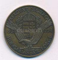 1998. "60 éves a Magyar Légierő" bronz emlékérem, hátoldalán részben festett (42,5mm) T:AU...