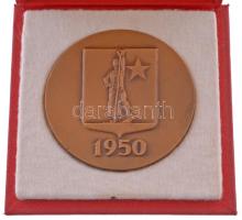 DN "Dunaújváros / 1950" bronz emlékérem eredeti tokban (70mm) T:AU