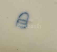 Alt Wien porcelán puttós gyűrűtartó, kézzel festett, jelzett, ragasztott, m: 8 cm