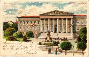 1899 (Vorläufer) Budapest VIII. Nemzeti Múzeum magyar zászlókkal. Kunstanstalt Kosmos S IX. litho (Rb)