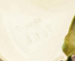 Nagyméretű asztalközép-kínáló. Eichwald, 19. sz. vége, festett, mázas porcelánfajansz, gazdag histor...