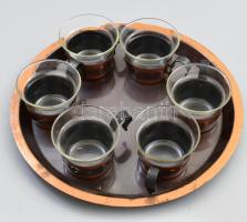 Retro iparművész teás szett, réz-üveg. Jelzés nélkül, kopásnyomokkal, tálca d: 32 cm, pohár m: 6 cm