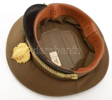 Katonai sapka. M: 57 jó állapotban