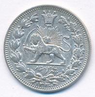 Irán 1912. (1330) 1000D Ag Teherán T:XF,VF
Iran 1912. (1330) 1000 Dinars Ag Tehran C:XF,VF
Krause ...