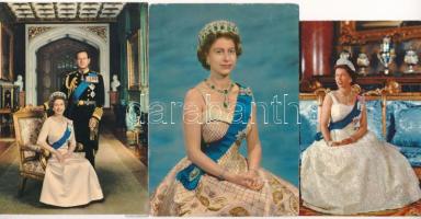 Queen Elizabeth II and Prince Philip, Duke of Edinburgh - 3 db MODERN képeslap / 3 MODERN postcards
