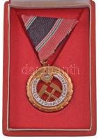 1957. "Bányász Szolgálati Érdemérem arany és bronz fokozata" aranyozott, zománcozott bronz kitüntetés mellszalagon, eredeti tokban T:AU