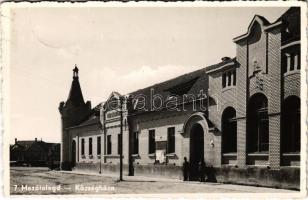 Mezőtelegd, Tileagd; községháza / town hall