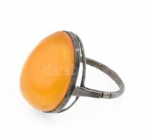 Ezüst (Ag) gyűrű borostyánnal 22 mm Jelzett br 4,31 g
