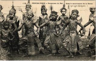 Phnom Penh, Danseuses du Roi dans le mouvement de la Danse / Cambodian folklore, The King's Dancers