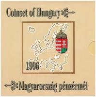 1996. 10f-100Ft (10xklf) "Magyarország pénzérméi" forgalmi sor dísztokban. A tokon a ragasztás részben elengedett. T:BU patina Adamo FO29