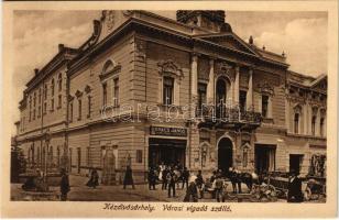 Kézdivásárhely, Targu Secuiesc; Városi Vigadó szálló, Kovács János műmalmának lisztraktára, piac / hotel, market, mill shop