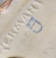 Rokokó pár Alt-Wien jelzéssel. Kézzel festett, jelzett, hibátlan. 8,5 cm