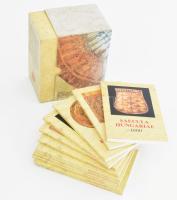 Saecula Hungariae I-XII. Válogatott írások a honfoglalás korától napjainkig 12 könyvben. Bp., 1985, Széchenyi Művészeti Központ. Kiadói papírkötés, kiadói papír dísztokban, jó állapotban.