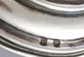 Ezüst (Ag) talpú kristály váza. Jelzett, hibátlan 16 cm