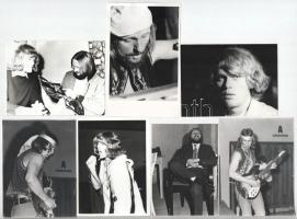 Csák Miklós (1933-2013): Omega fotók, 26 db, 12×9 és 24×17,5 cm közötti méretekben