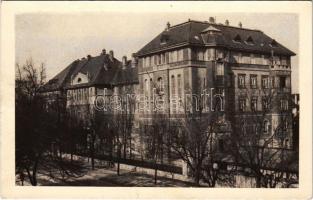 Budapest IX. Országos Közegészségügyi Intézet, ma Országos Epidemiológiai Központ. Albert Flórián út 2. (EK)