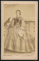 cca 1865 Paulovits Lászlóné Schäffmann Teréz, keményhátú fotó Borsos és Doctor műterméből, 10,5×6,5 cm