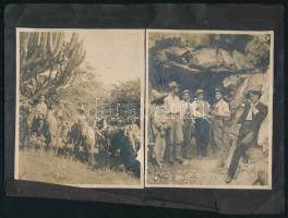 cca 1910 Mexikó, lovasok, bányászok, 2 db papírlapra ragasztott fotó, sérülésekkel, 12,5×9,5 cm