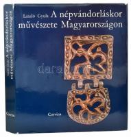 László Gyula: A népvándorláskor művészete Magyarországon. Bp.,1974, Corvina. Második kiadás. Rengeteg fekete-fehér fotóval. Kiadói egészvászon-kötés, kiadói papír védőborítóban.