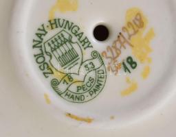 Zsolnay virágmintás porcelán gyertyatartó. Kézzel festett, jelzett, hibátlan 15 cm