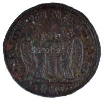 Római Birodalom / Siscia / II. Licinius 318. Follis bronz (2,94g) T:XF Roman Empire / Siscia / Licin...