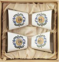 3 darabos porcelán tétel: Hollóházi kupicák díszodobozban, váza, iparművész váza 16 cm