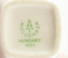3 darabos porcelán tétel: Hollóházi kupicák díszodobozban, váza, iparművész váza 16 cm