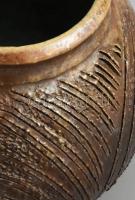 Füzesi Zsuzsa (1953-): Díszváza. Mázas kerámia, jelzett, hibátlan m: 12 cm