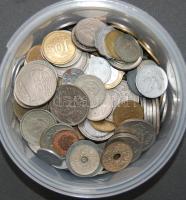 1kg vegyes fémpénz, egész világ