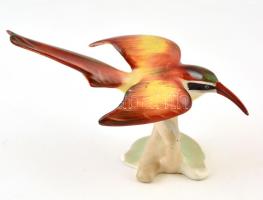 Hollóházi madárka, kézzel festett, jelzett, apró kopásnyomokkal, m: 10 cm, h:15,5 cm