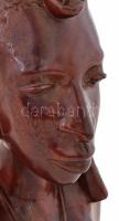 Afrikai nő büszt, faragott fa, kopással, jelzés nélkül, m: 36 cm