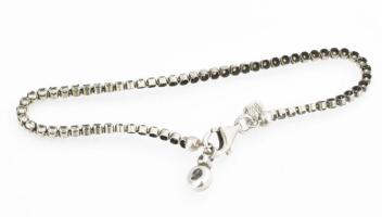 Ezüst karkötő. Jelzett 4,5 g