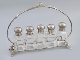 Art deco parfümtartó készlet, fém kupakkal, fém tartóban, kopással, sérüléssel, 26x19 cm