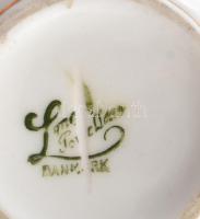 Dán porcelán váza. Kézzel festett, jelzett, kis kopással 11 cm