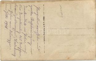 1918 SMS Lika osztrák-magyar Tátra-osztályú romboló a szárazdokkban, matrózok / K.u.K. Kriegsmarine ...