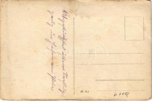 Sérült osztrák-magyar haditengerészeti hidroplán roncsa / K.u.K. Kriegsmarine Seeflugzeug / wreck of...