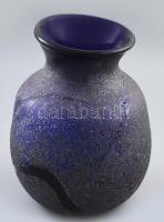 Mohr jelzéssel (Margaret Mohr?): Kék iparművész váza, jelzéssel, minimális kopottsággal, m: 26 cm