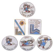 Amerikai Egyesült Államok 1980. "XIII. Téli Olimpia, Lake Placid" zománcozott fém jelvény (6xklf) T:UNC,AU USA 1980. "XIV. Winter Olympics Lake Placid" enamelled metal badges (6xdiff) T:UNC,AU