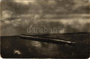 Osztrák-magyar haditengerészet torpedója kilövés után / K.u.K. Kriegsmarine / Austro-Hungarian Navy torpedo after being fired. photo