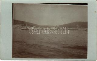 Osztrák-magyar haditengerészet felvétele egy német tengeralattjáróról / K.u.K. Kriegsmarine, Kaiserliche Marine Unterseeboot / Austro-Hungarian Navy&#039;s photo os a German submarine. photo (fl)