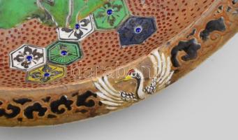 cca 1900 Satsuma nagy méretű kerámia dísztál, préselt és festett mintával, jelzés nélkül, kis kopott...