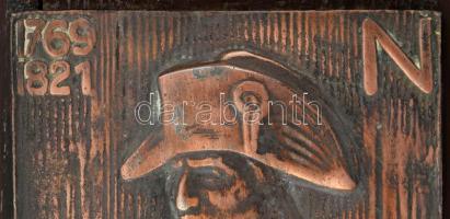 Bánszky Sándor (1888-1918): Napoleon bronz kisplasztika, fa lapon, jelzett, 31x12 cm, 48x23 cm