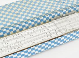 Fa logarléc, leírással, dobozában, szép állapotban