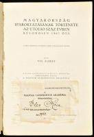 Vig Albert: Magyarország iparoktatásának története az utolsó száz évben különösen 1867 óta. Bp., 193...