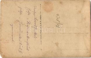 Homunkulus II. SMS Lika osztrák-magyar Tátra-osztályú romboló matróza fedélzeti fegyver mellett / K....