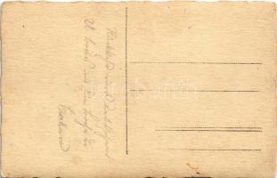 Német tengeralattjáró az osztrák-magyar haditengerészet kikötőjénél / K.u.k. Kriegsmarine, Kaiserlic...