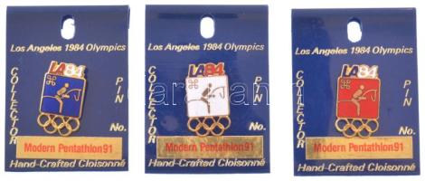 Amerikai Egyesült Államok 1984. Sportágak - Los Angeles: Öttusa zománcozott fém olimpiai jelvény eredeti, számozott műanyag lapokon (91, 3xklf szín) T:UNC,AU USA 1984. Sports - Los Angeles: Modern Pentathlon enamelled Olympic metal badges on original, numbered plastic sheets (91, 3xdiff color) C:UNC,AU