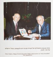 The Diaspora Haggadah. Magyar átírással ellátott Pészách Hágádá. Slomo Katz rajzaival. London, [1996...